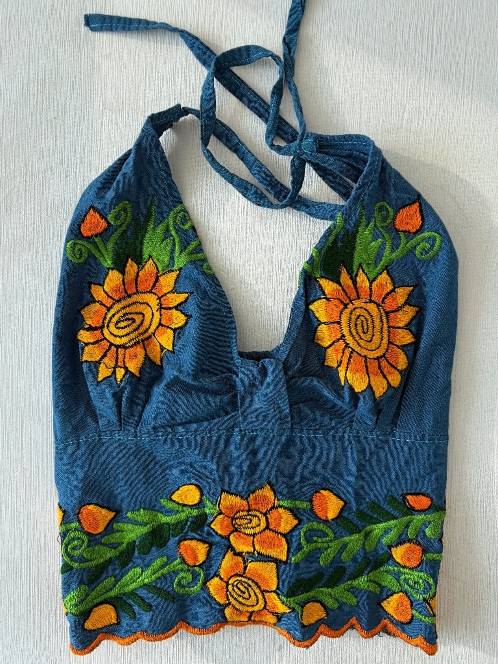 Y2K NILANI Embroidered Sunflower Halter Crop Top Medium